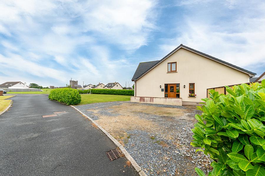 6 Castle Meadow Link