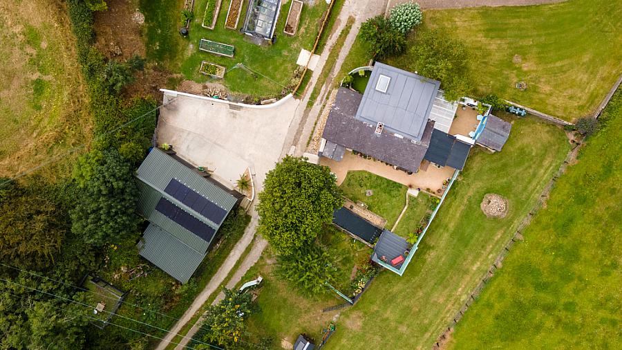 Hollytree Cottage, 10 Deer Park Road