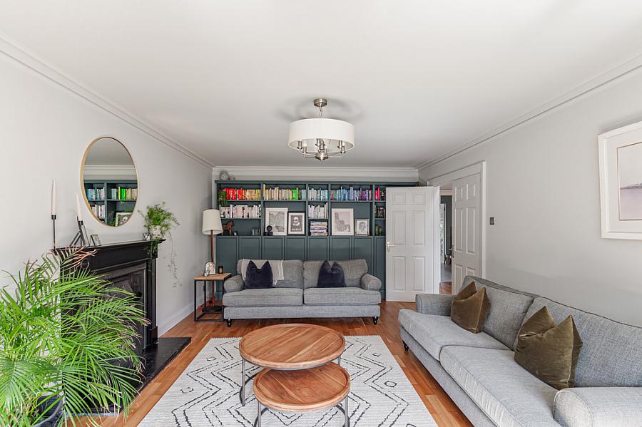 17 Riverside Avenue