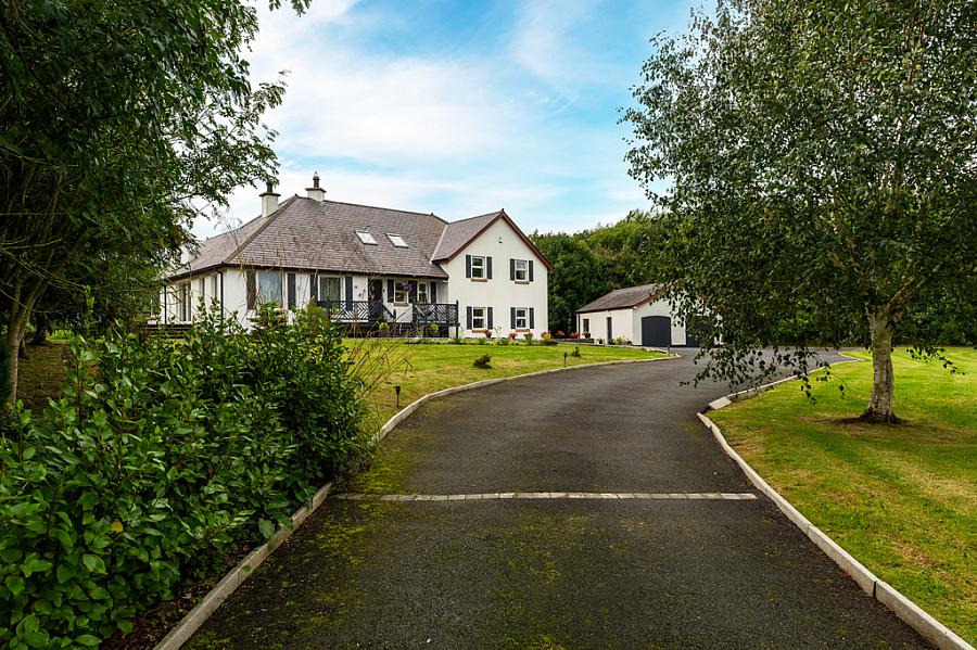 Lake Bridge, 13A Glastry Road