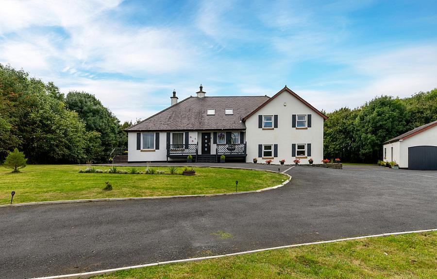 Lake Bridge, 13A Glastry Road