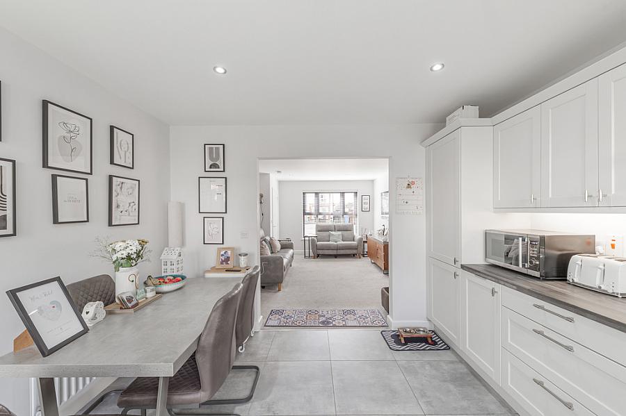 7 Rocklyn Mews