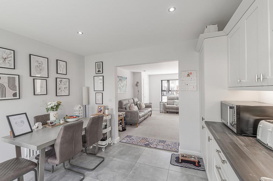 7 Rocklyn Mews