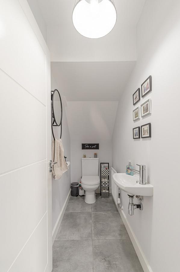 7 Rocklyn Mews