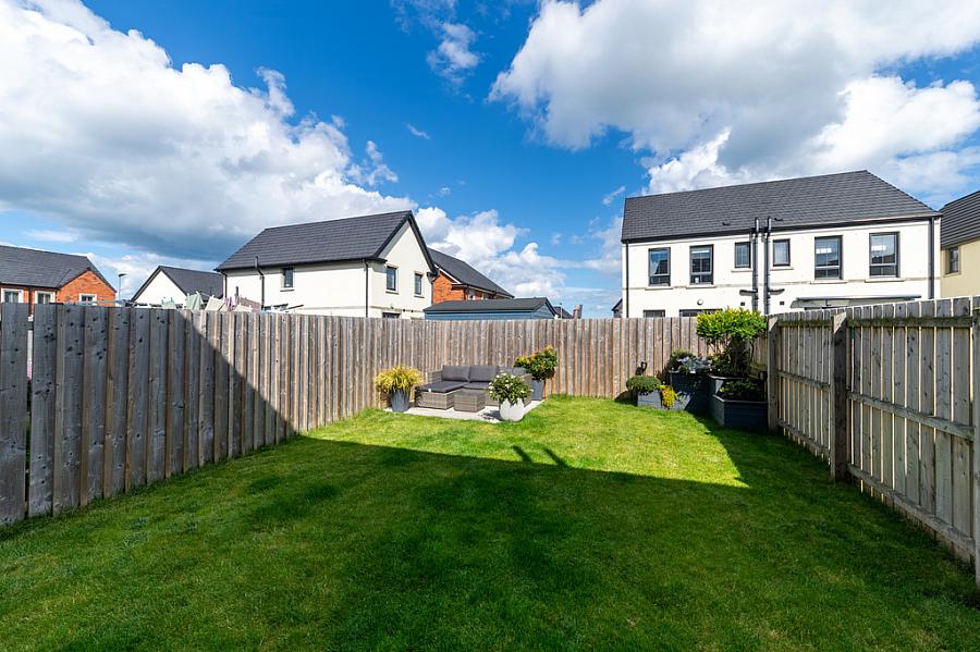7 Rocklyn Mews