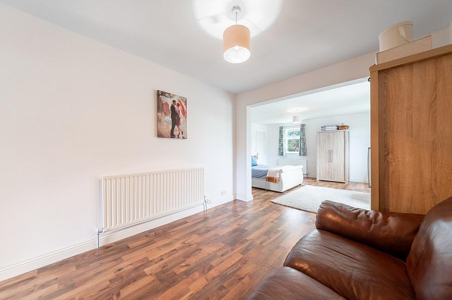 24 Crossgar Road East