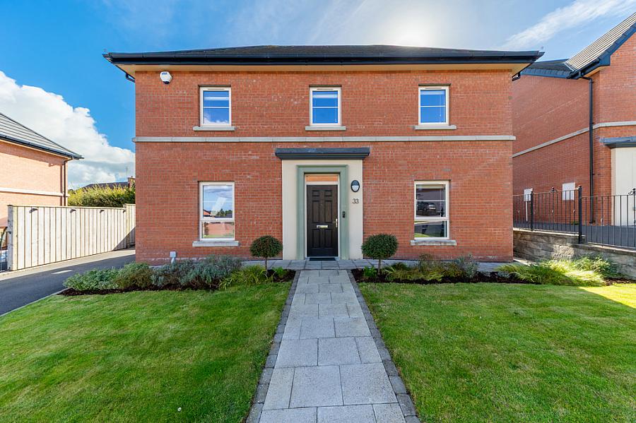 33 Lynn Hall Place