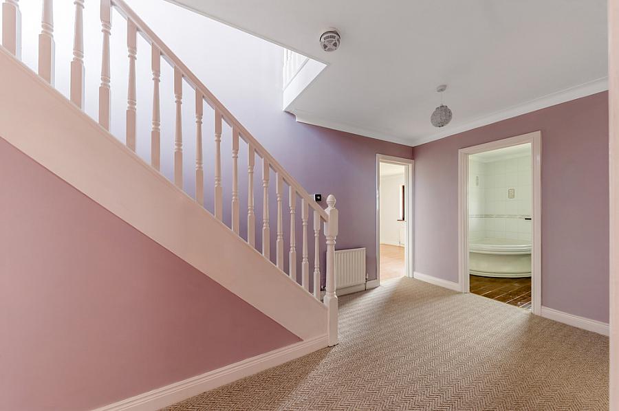 16 Windmill Heights