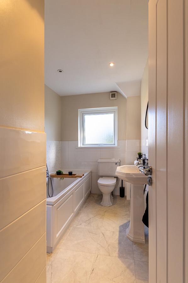 112A Movilla Road