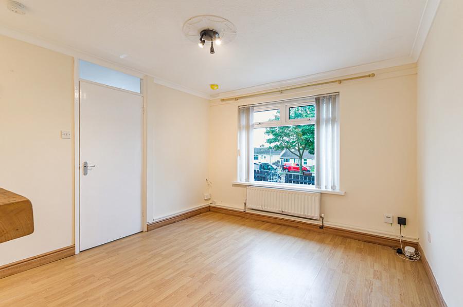 11 Ashmount Park