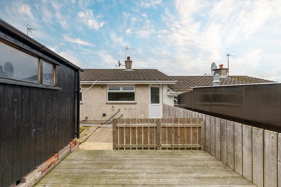 11 Ashmount Park