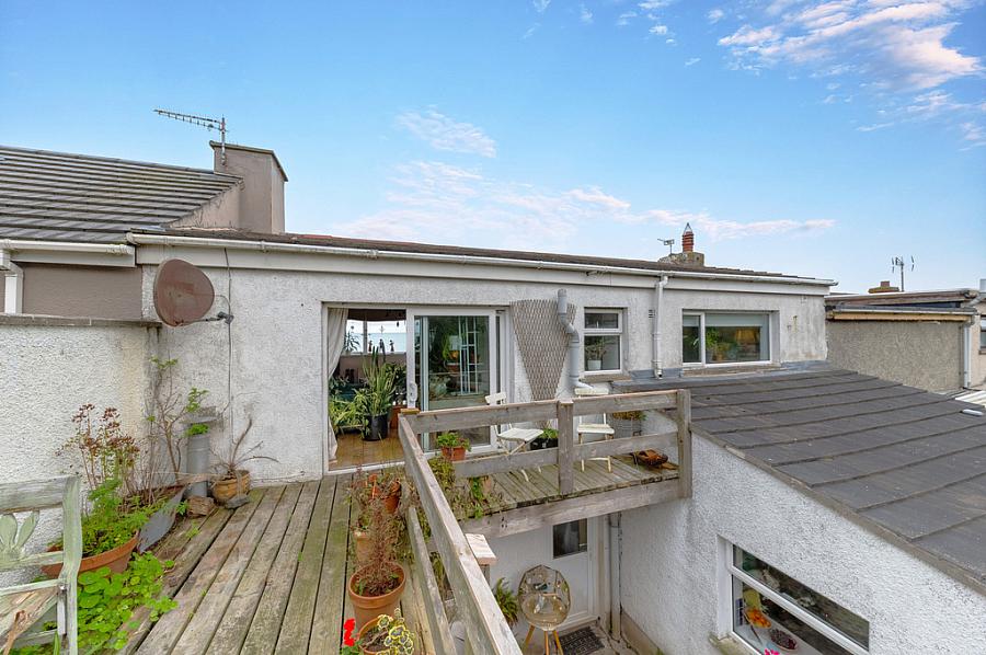 59 Harbour Road
