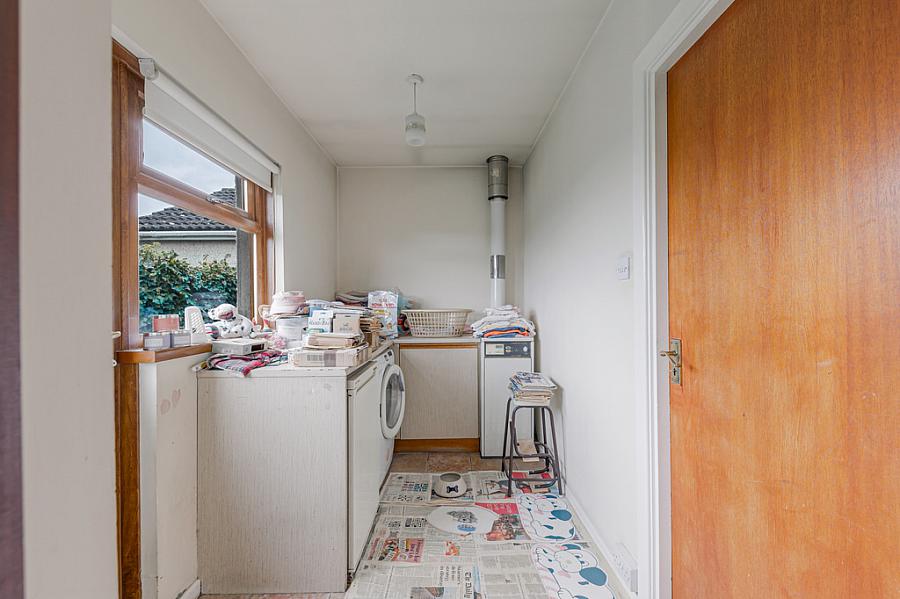 13 Rockfield Park
