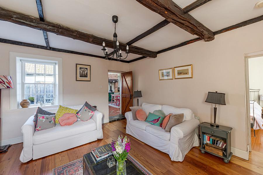 Rose Cottage 6 Church Street