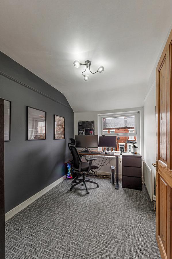 76 Ulsterville Gardens