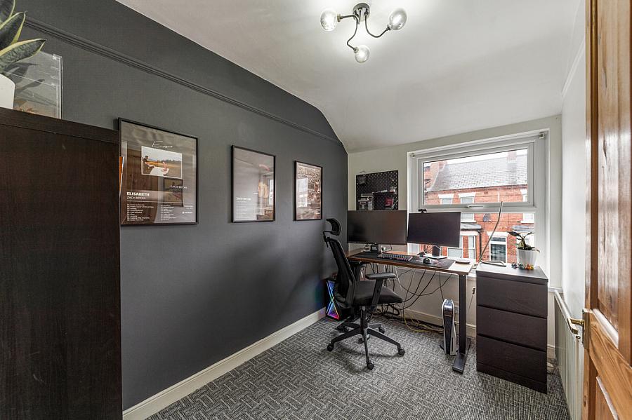 76 Ulsterville Gardens