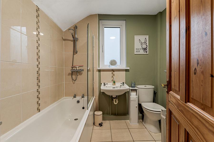 76 Ulsterville Gardens