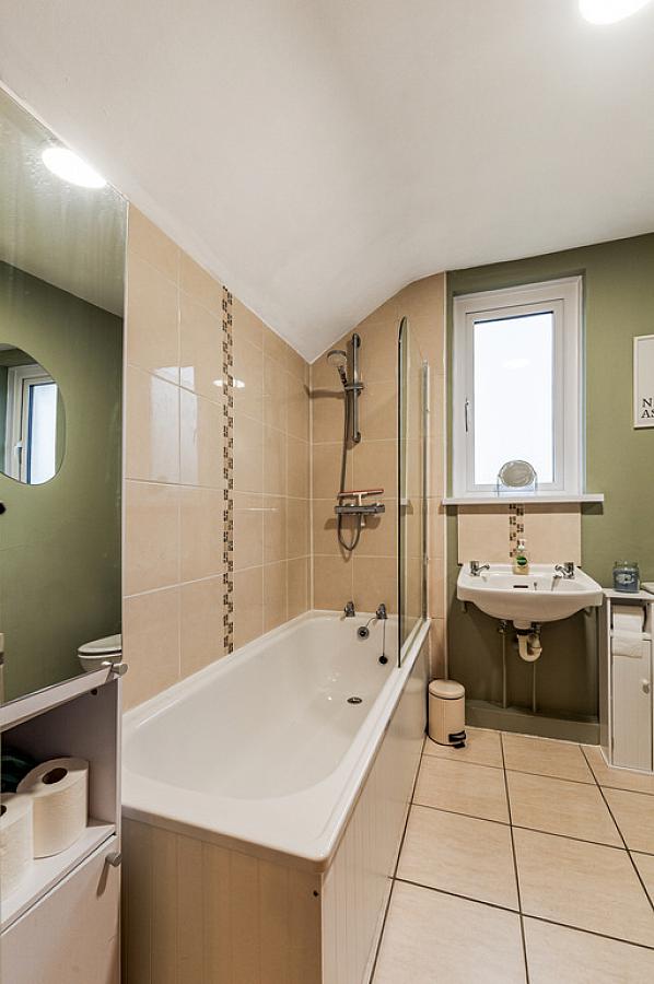 76 Ulsterville Gardens