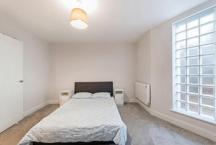 Apt 1 Whitkirk House, 27 Main Street