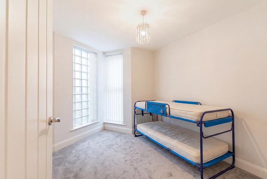 Apt 1 Whitkirk House, 27 Main Street