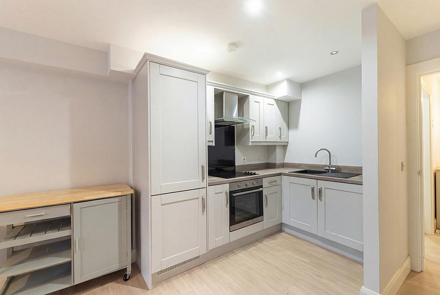 Apt 1 Whitkirk House, 27 Main Street