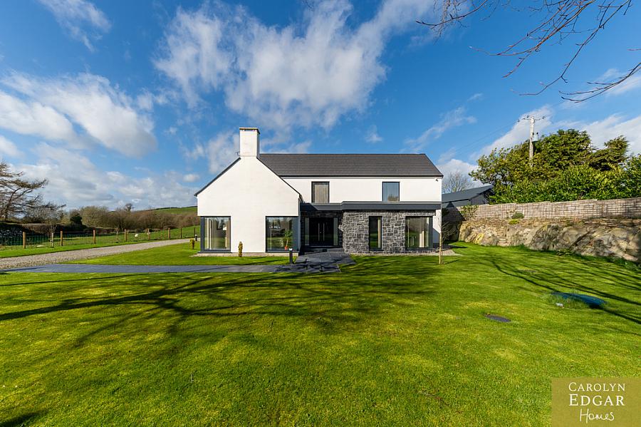 34 Wallace Hill Road