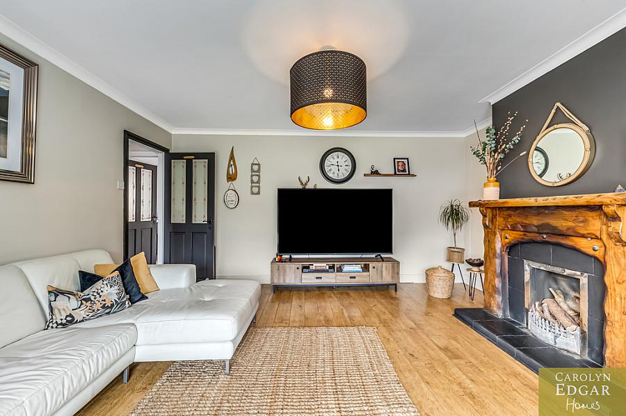 10 Priory Mews