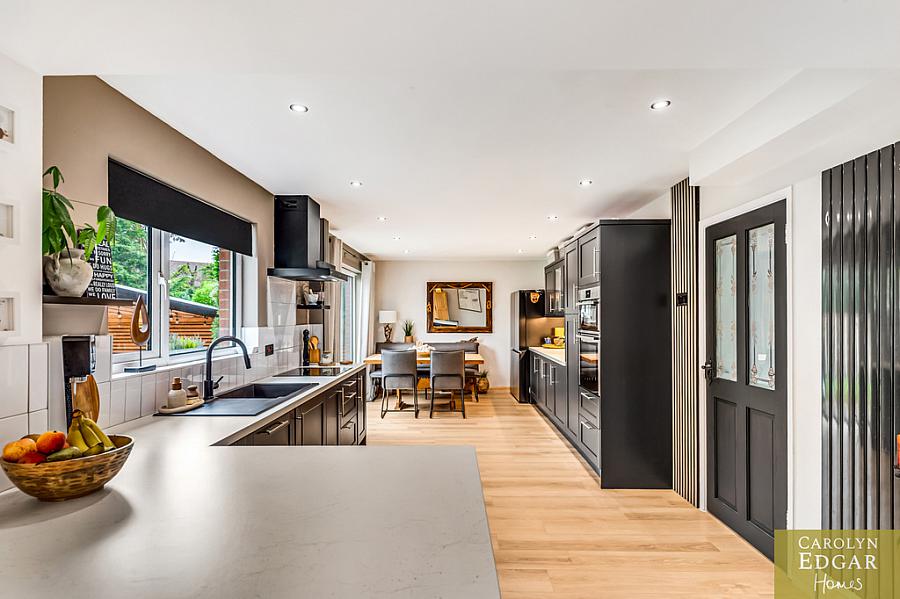 10 Priory Mews