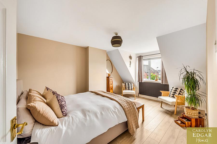10 Priory Mews