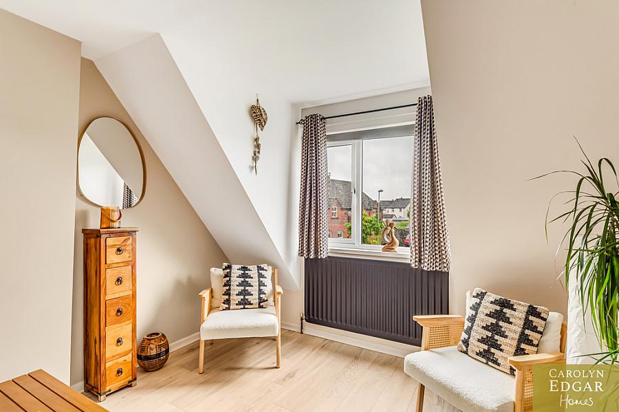 10 Priory Mews