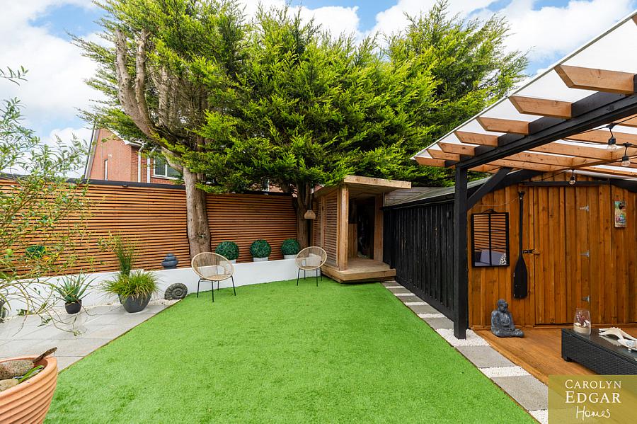 10 Priory Mews
