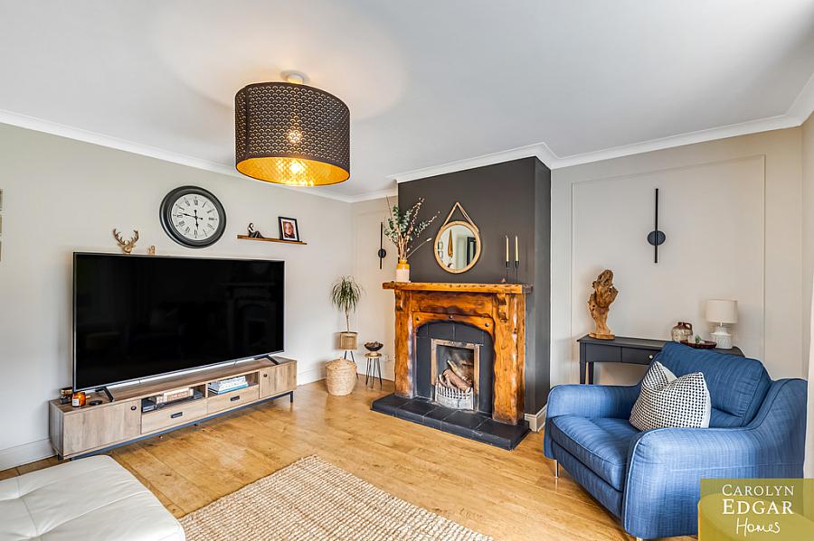10 Priory Mews