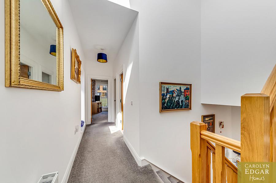 14 Milecross Manor