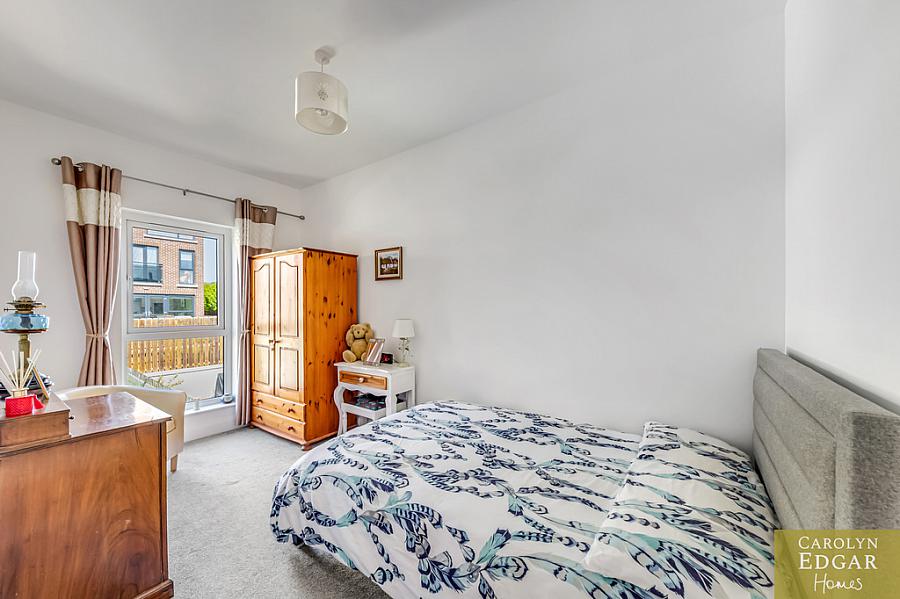 14 Milecross Manor
