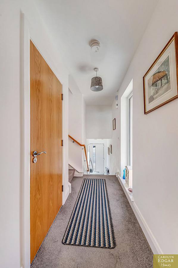 14 Milecross Manor