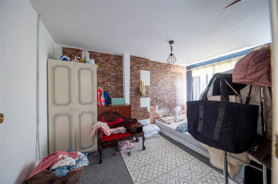 32 Inishowen Drive