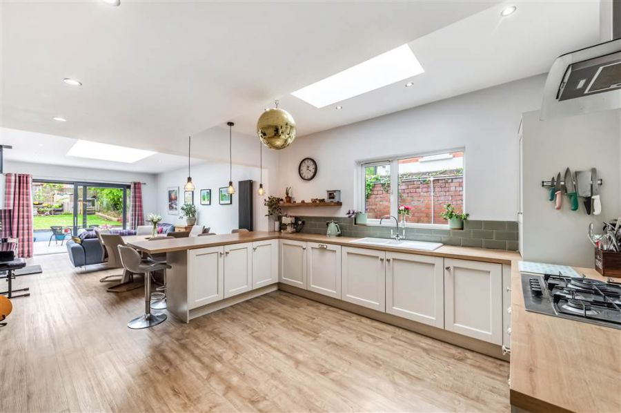 52 Glenburn Road