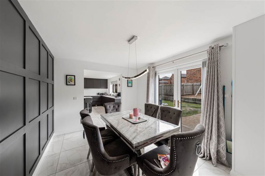 12b Glen Road