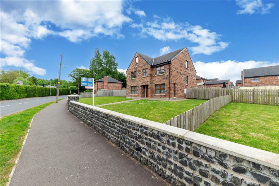 12b Glen Road