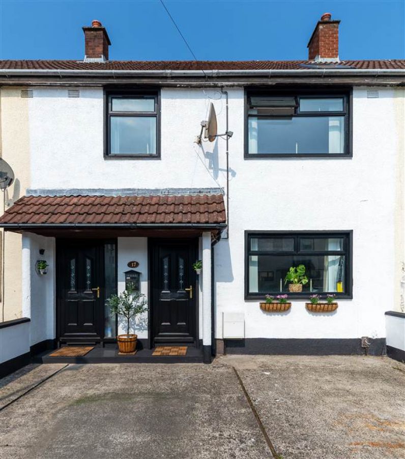 17 Garron Crescent