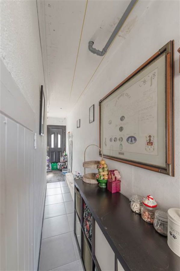 17 Garron Crescent