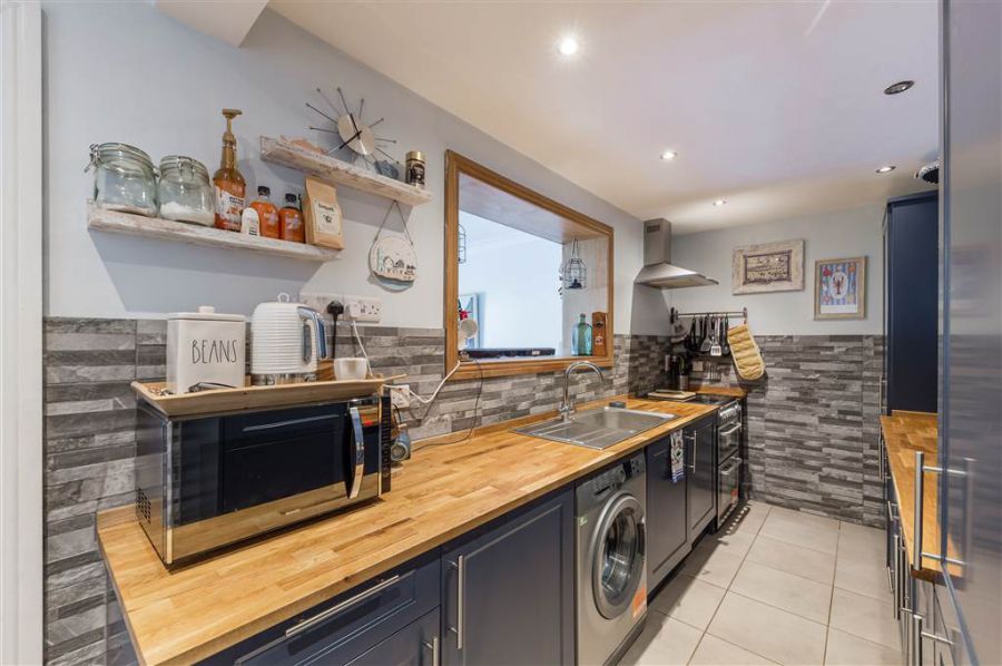 17 Garron Crescent