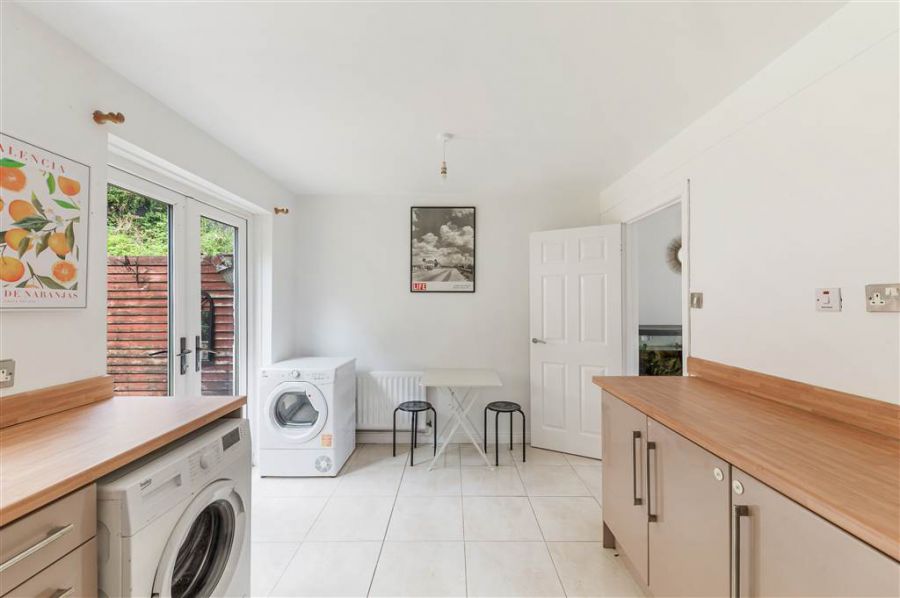 322 Lagmore Meadows