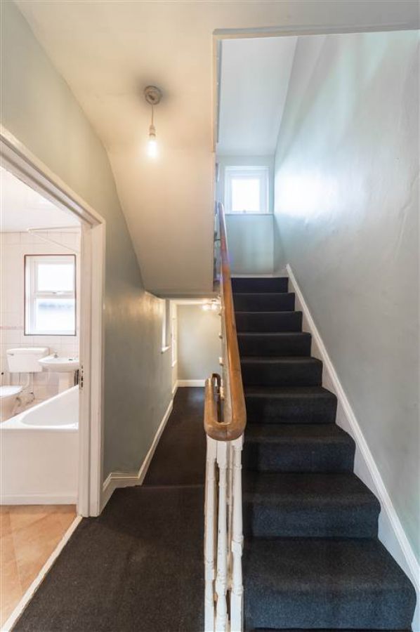 25 Woodcot Avenue