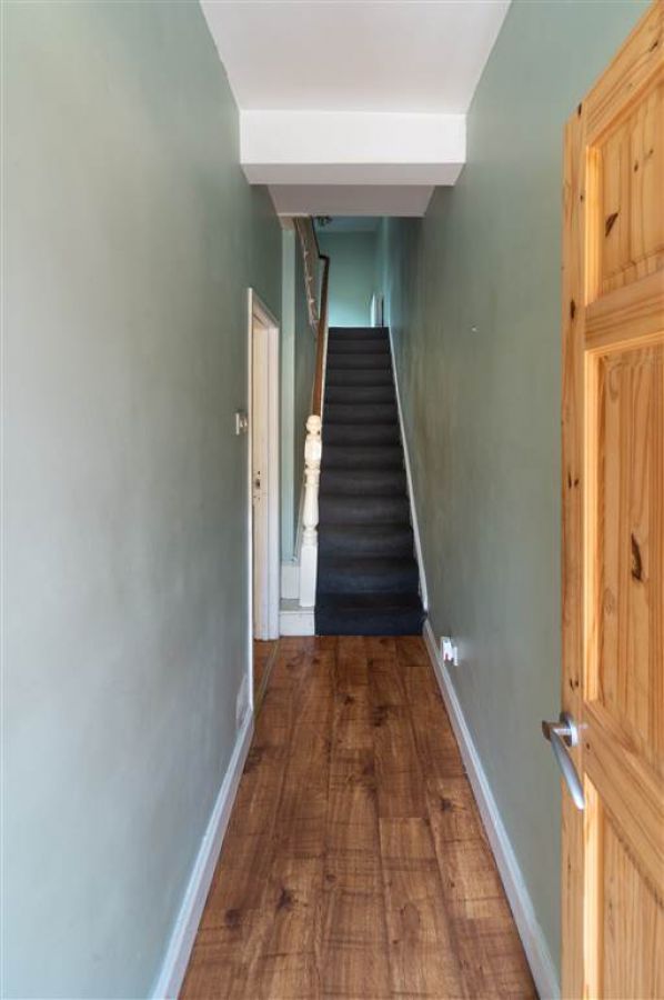 25 Woodcot Avenue