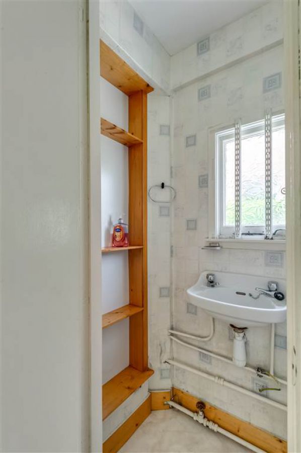 9 Finaghy Park South