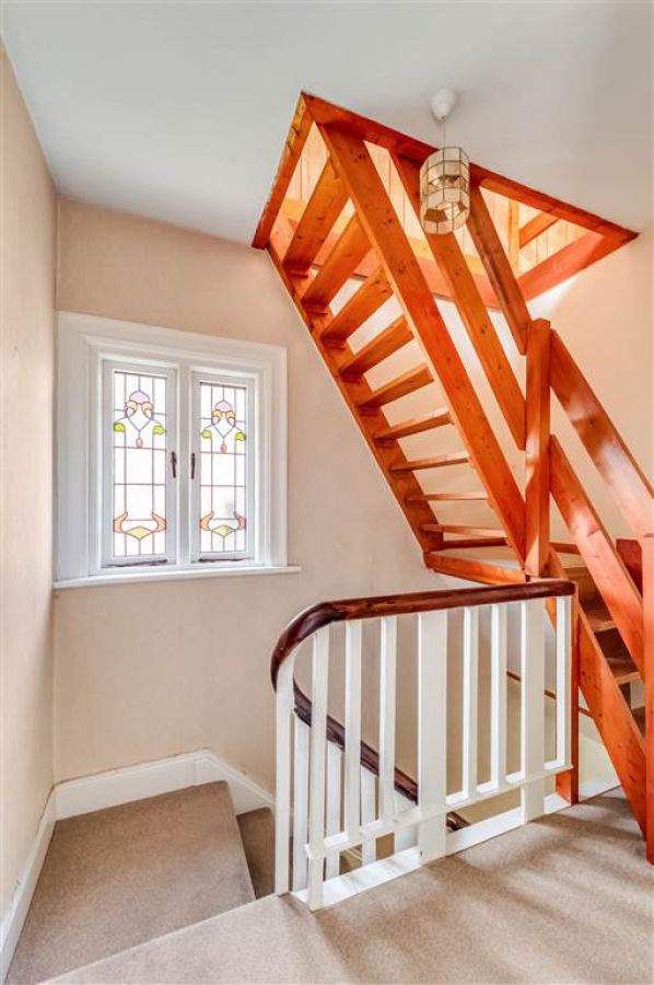 9 Finaghy Park South