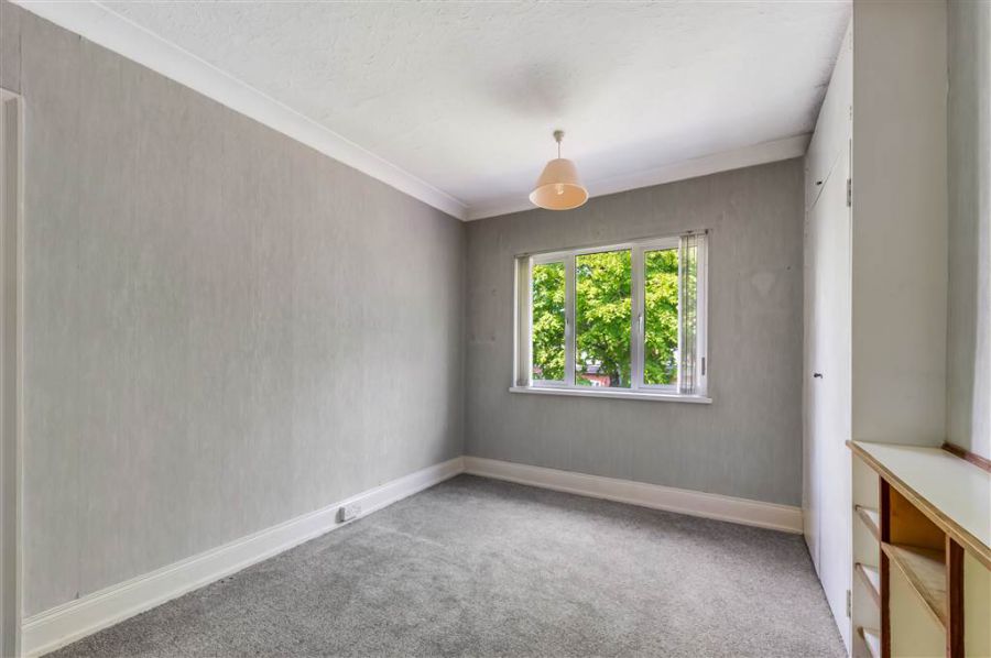 9 Finaghy Park South