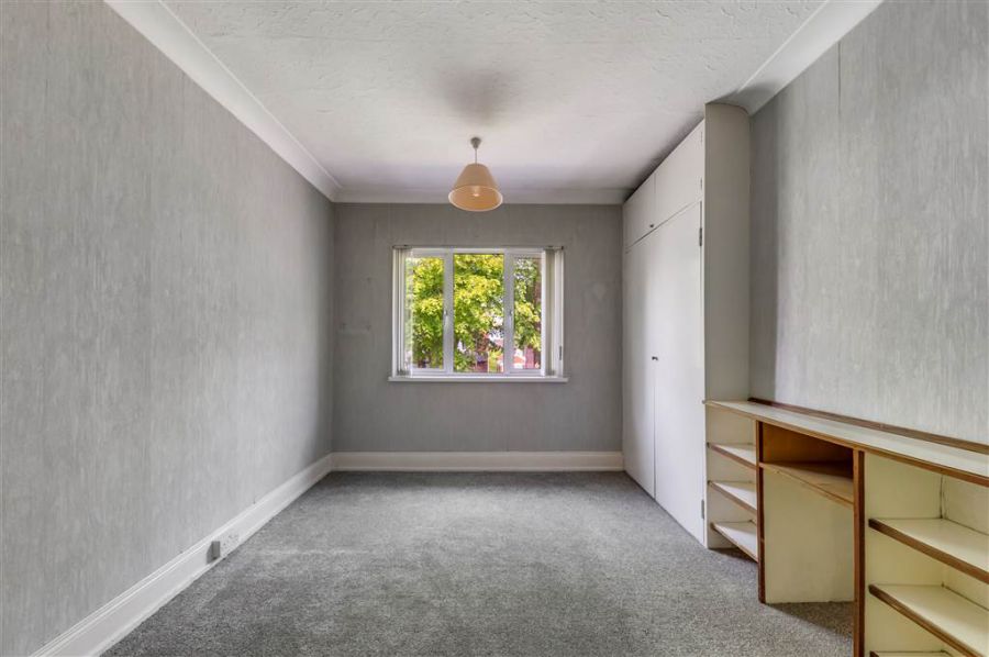 9 Finaghy Park South