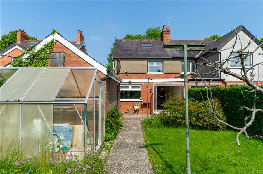 9 Finaghy Park South